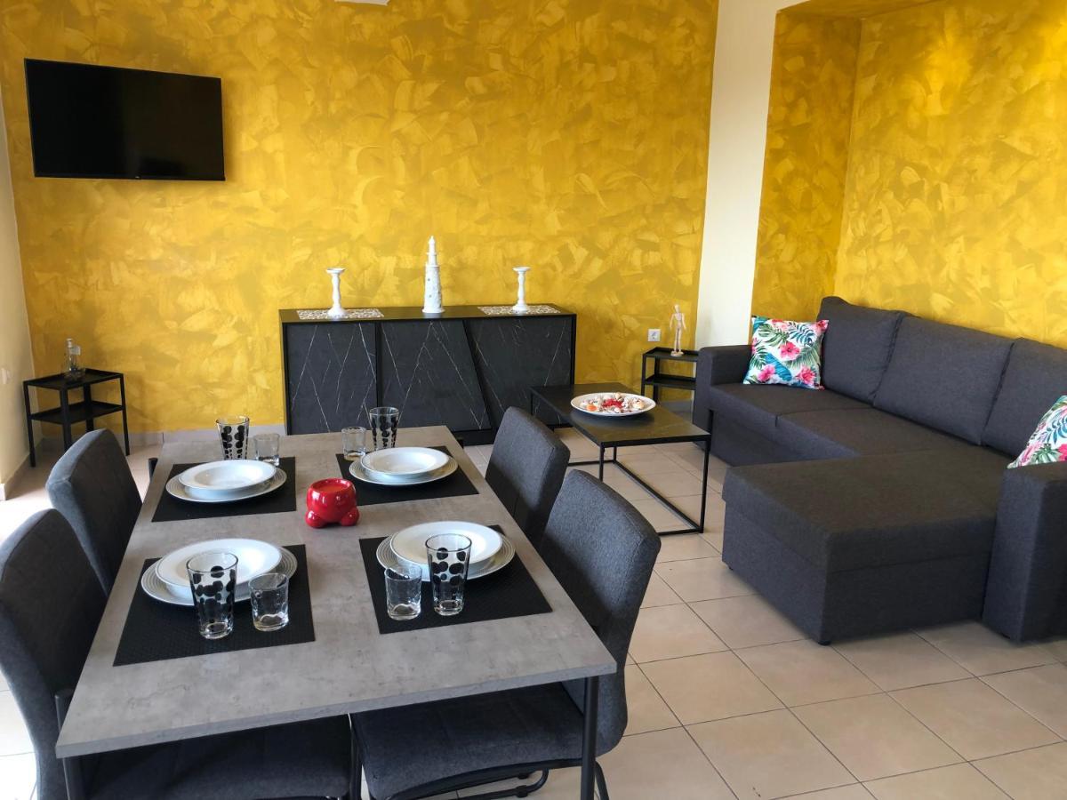 Kakovatos - Luxury Sea View Apartment “Theodora” 54M2. Exterior foto